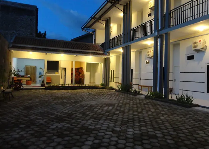 Pendowo Huis Guest House